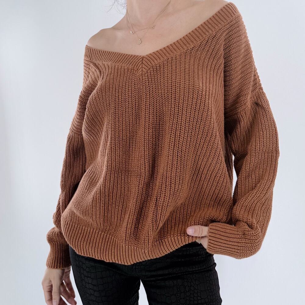 Forever 21 Burnt Orange Knit Sweater with Open Back Detail Medium